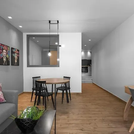 Big Apple Aprts, Nilie Hospitality Mgmt Apartment
