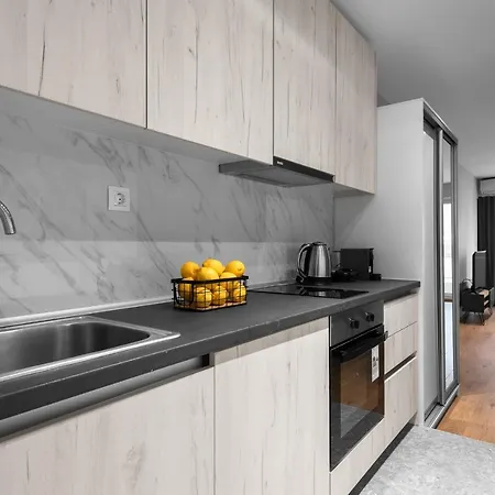 Apartment Big Apple Aprts, Nilie Hospitality Mgmt