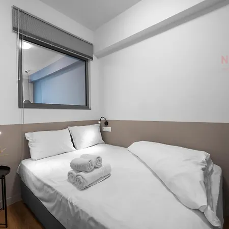Big Apple Aprts, Nilie Hospitality Mgmt